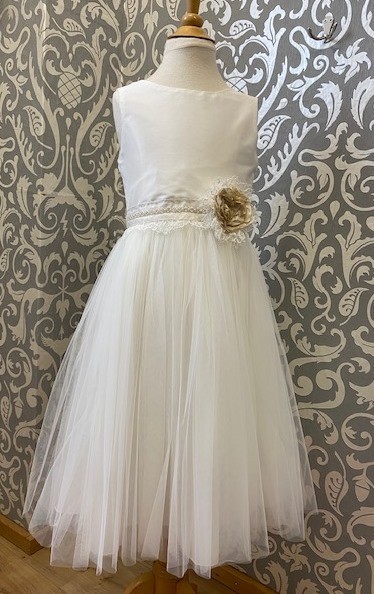 MONNY Kommunionkleid TAFT TULE 20-15 ecru MONNY Kommunionkleid TAFT TULE 20-15 ecru