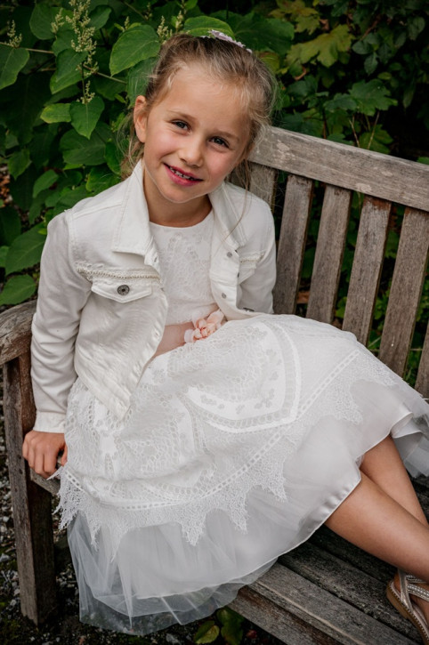 MONNY Kommunionkleid KANT TULE RUECKEN GESCHLOSSEN 25-127 ecru