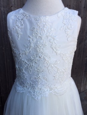 MONNY Kommunionkleid KANT TULE 02 ecru lang geschlossender Rücken 146, Gesamtlänge 106 cm