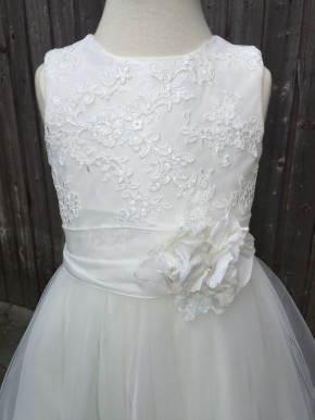 MONNY Kommunionkleid KANT PAILLET 06 ecru 140