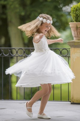 MONNY Kommunionkleid PAILLET TULE 22-33 ecru 152