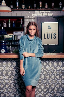 Louis & Louisa Damen Kleid Nicky petrol S