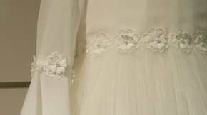 MONNY Kommunionkleid CREPE TULE 21-28 ecru Blüten 134