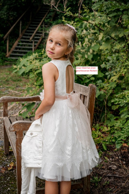 MONNY Kommunionkleid KANT TULE RUECKEN GESCHLOSSEN 25-127 ecru